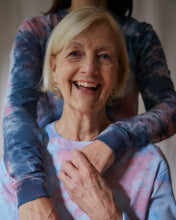 Load image into Gallery viewer, RED SKY - 100% Organic Cotton Long-Sleeved Tie-Dyed Top