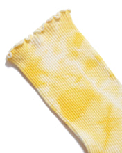 Load image into Gallery viewer, Primrose Frill Tie-Dye socks
